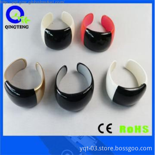 Wrist watches clocks with vibration and caller ID display